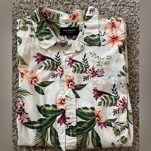 PacSun causal button down
